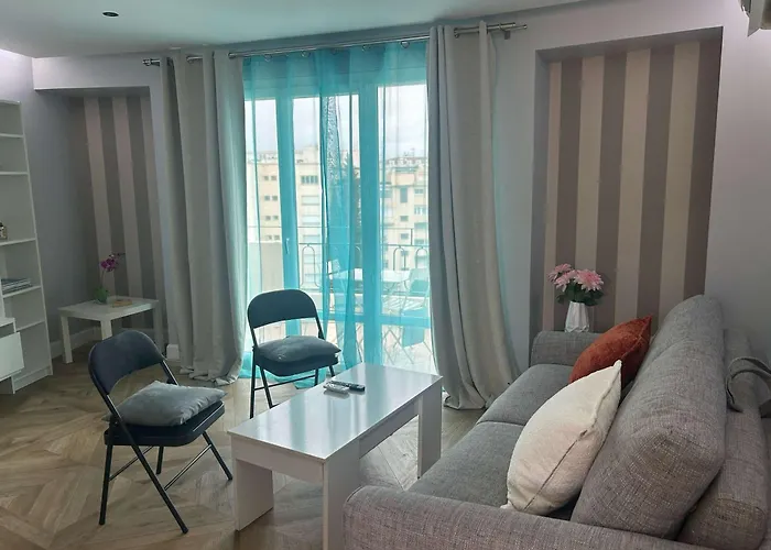 B018-bright With Balcony - Croisette Ferienhaus *