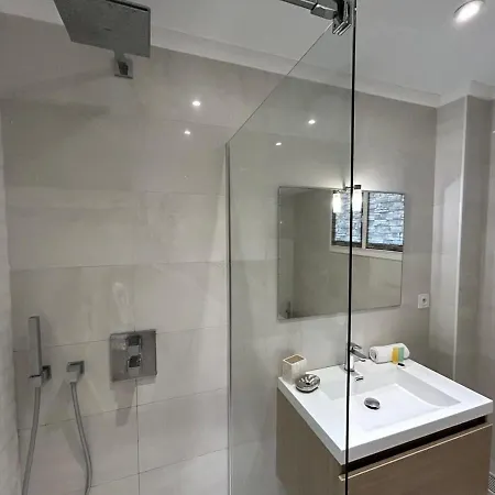 B018-bright With Balcony - Croisette Cannes