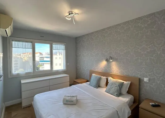 B018-bright With Balcony - Croisette Tatil Evi