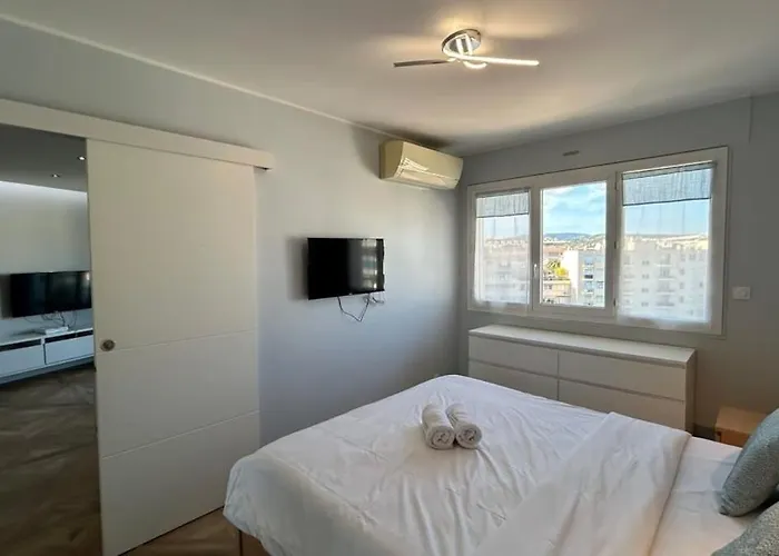 B018-bright With Balcony - Croisette Tatil Evi *