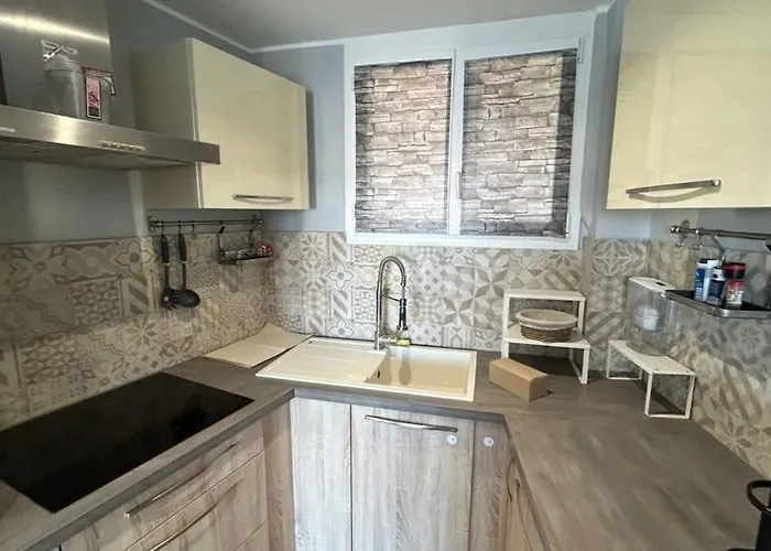 B018-bright With Balcony - Croisette Holiday home Cannes